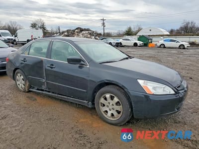 Czwarte zdjęcie samochodu z boku: 2005 HONDA ACCORD LX VIN:1HGCM56495A026611 - miniatura