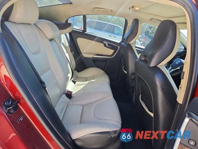 Zdjęcie 10 z 11 samochodu: 2012 VOLVO S60 T5 VIN:YV1622FS8C2091479 - miniatura