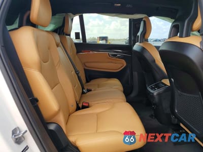 Zdjęcie 11 z 14 samochodu: 2017 VOLVO XC90 T6 VIN:YV4A22PK3H1150768 - miniatura