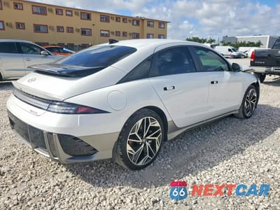 Trzecie zdjęcie samochodu z tyłu: 2025 HYUNDAI IONIQ 6 SEL VIN:KMHM34AA9SA114708 - miniatura