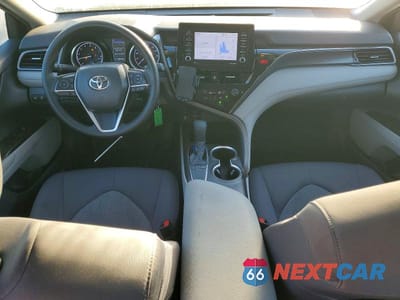 Zdjęcie 8 z 12 samochodu: 2024 TOYOTA CAMRY LE VIN:4T1C11AK3RU908136 - miniatura