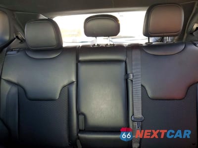 Zdjęcie 10 z 12 samochodu: 2024 JEEP COMPASS LATITUDE VIN:3C4NJDBN1RT595931 - miniatura