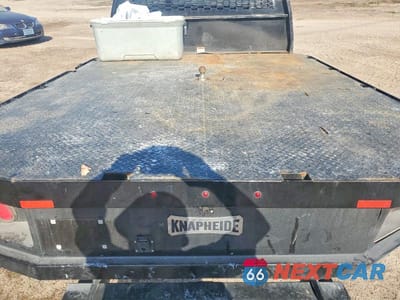 Zdjęcie 10 z 13 samochodu: 2025 CHEVROLET SILVERADO HD FLATBED TRUCK VIN:1GB4KSE7XSF365884 - miniatura