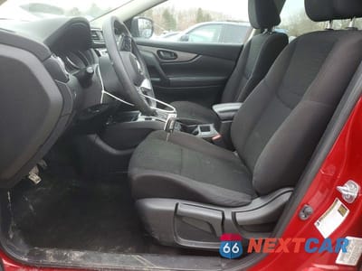Zdjęcie 7 z 13 samochodu: 2017 NISS ROGUE VIN:JN1BJ1CR5HW122158 - miniatura