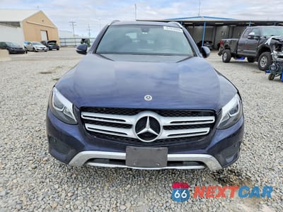 Piąte zdjęcie samochodu w środku: 2018 MERCEDES BENZ GLC VIN:WDC0G4KB2JV042878 - miniatura