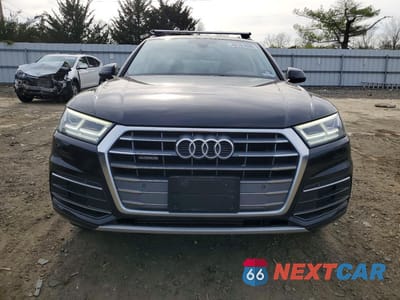 Piąte zdjęcie samochodu w środku: 2019 AUDI Q5 PREMIUM PLUS VIN:WA1BNAFY5K2069183 - miniatura