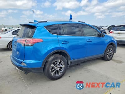 Trzecie zdjęcie samochodu z tyłu: 2016 TOYOTA RAV4 HYBRID XLE VIN:JTMRJREV8GD058518 - miniatura