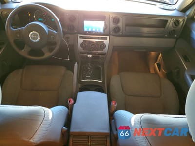 Zdjęcie 8 z 13 samochodu: 2006 JEEP COMMANDER VIN:1J8HH48KX6C254078 - miniatura