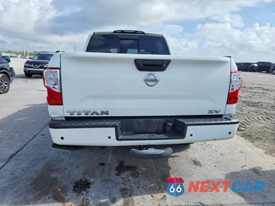 Zdjęcie 6 z 12 samochodu: 2020 NISSAN TITAN SV VIN:1N6AA1EF4LN510313 - miniatura