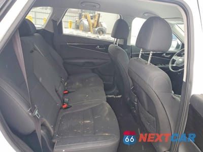 Zdjęcie 10 z 13 samochodu: 2020 KIA SORENTO LX V6 VIN:5XYPG4A52LG630340 - miniatura