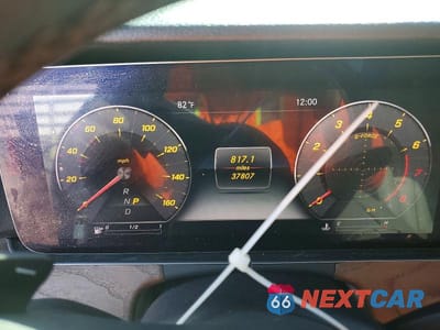 Zdjęcie 9 z 12 samochodu: 2020 MERCEDES-BENZ E 350 4MATIC VIN:WDDZF8EBXLA748340 - miniatura