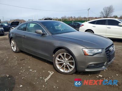 Czwarte zdjęcie samochodu z boku: 2014 AUDI A5 PREMIUM VIN:WAUCFAFR0EA009027 - miniatura