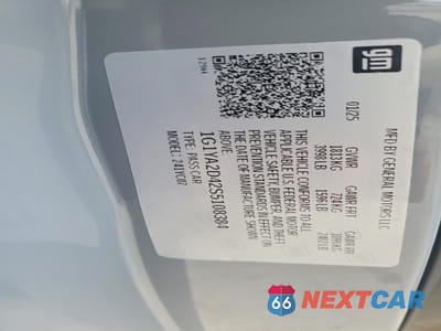 Zdjęcie 12 z 12 samochodu: 2025 CHEVROLET CORVETTE STINGRAY 1LT VIN:1G1YA2D42S5108384 - miniatura