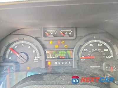 Zdjęcie 9 z 13 samochodu: 2009 FORD ECONOLINE E350 SUPER DUTY WAGON VIN:1FBNE31L19DA73843 - miniatura