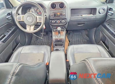 Zdjęcie 8 z 12 samochodu: 2014 JEEP PATRIOT LATITUDE VIN:1C4NJPFB9ED690609 - miniatura
