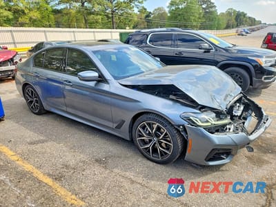 Czwarte zdjęcie samochodu z boku: 2022 BMW 540 I VIN:WBA53BJ07NWX44378 - miniatura