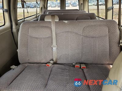 Zdjęcie 10 z 14 samochodu: 2003 CHEVROLET EXPRESS G3500 VIN:1GAHG39U631215220 - miniatura