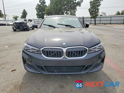 Piąte zdjęcie samochodu w środku: 2023 BMW 330E VIN:3MW39FF0XP8C79841 - miniatura