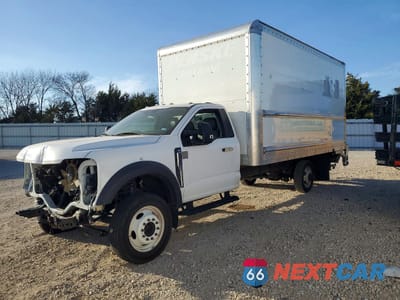 2023 FORD F450 SUPER DUTY BOX TRUCK 1FDUF4GN1PDA04405 - główne zdjęcie licytacji z USA - miniatura