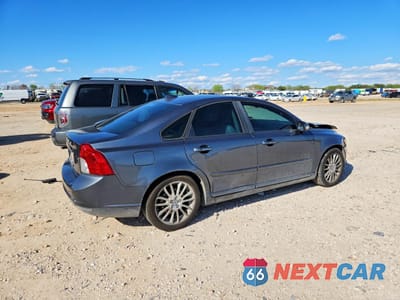 Trzecie zdjęcie samochodu z tyłu: 2010 VOLVO S40 2.4I VIN:YV1382MS7A2510472 - miniatura