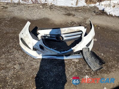 Zdjęcie 12 z 12 samochodu: 2016 MERCEDES-BENZ C 300 4MATIC VIN:55SWF4KB4GU096630 - miniatura