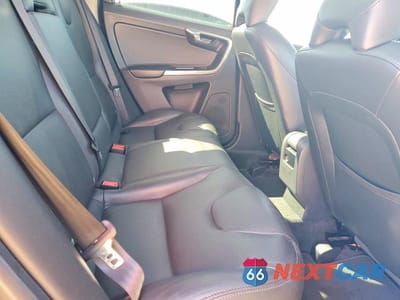 Zdjęcie 11 z 12 samochodu: 2016 VOLVO XC60 T5 PREMIER VIN:YV440MDKXG2893570 - miniatura