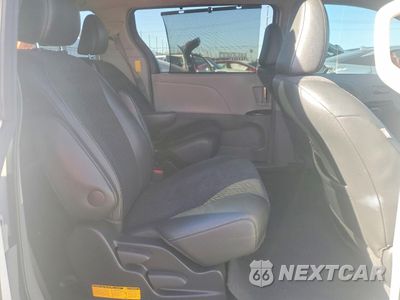 Zdjęcie 11 z 13 samochodu: 2014 TOYOTA *UNKNOWN* VIN:5TDXK3DC3ES485060 - miniatura