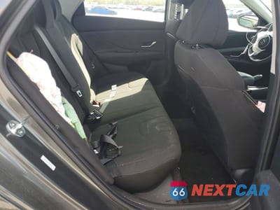 Zdjęcie 10 z 12 samochodu: 2024 HYUNDAI ELANTRA SEL VIN:KMHLM4DG5RU734182 - miniatura