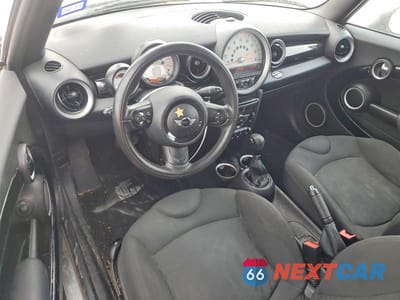 Zdjęcie 8 z 12 samochodu: 2012 MINI COOPER VIN:WMWZN3C55CT133760 - miniatura