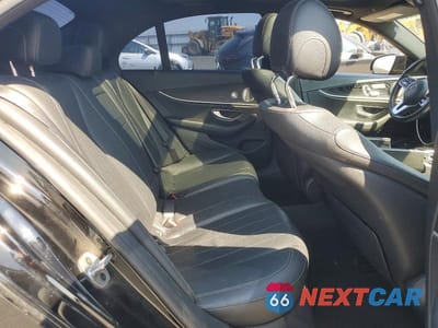 Zdjęcie 10 z 13 samochodu: 2019 MERCEDES-BENZ E 300 VIN:WDDZF4JB8KA631689 - miniatura