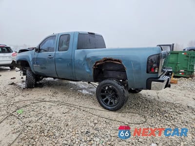 Drugie zdjęcie samochodu z przodu: 2008 CHEVROLET SILVERADO K2500 HEAVY DUTY VIN:1GCHK29618E195587 - miniatura