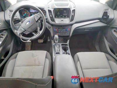 Zdjęcie 8 z 12 samochodu: 2019 FORD ESCAPE SE VIN:1FMCU9GDXKUA43864 - miniatura