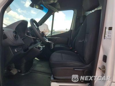 Zdjęcie 7 z 14 samochodu: 2022 MERCEDES BENZ SPRINTER 2500 UTILITY / SERVICE VAN VIN:W1Y40CHY1NT105189 - miniatura