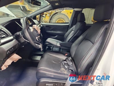Zdjęcie 7 z 13 samochodu: 2025 HONDA ODYSSEY SPORT-L VIN:5FNRL6H74SB056370 - miniatura