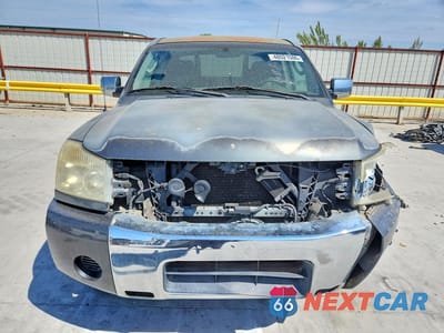 Piąte zdjęcie samochodu w środku: 2005 NISSAN TITAN XE VIN:1N6BA07A45N541001 - miniatura