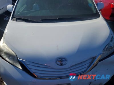 Zdjęcie 12 z 12 samochodu: 2017 TOYOTA SIEANNA VIN:5TDKZ3DC5HS858674 - miniatura