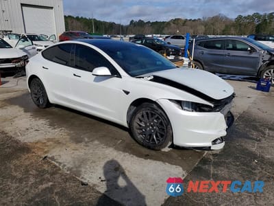 Czwarte zdjęcie samochodu z boku: 2025 TESLA MODEL 3 VIN:5YJ3E1EA3SF985517 - miniatura
