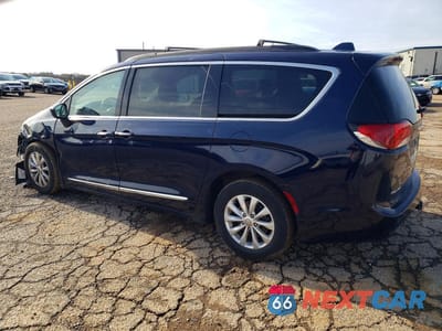 Drugie zdjęcie samochodu z przodu: 2017 CHRYSLER PACIFICA TOURING L VIN:2C4RC1BG3HR538806 - miniatura