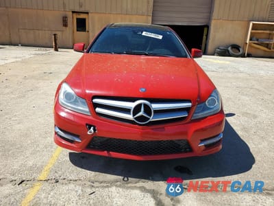 Piąte zdjęcie samochodu w środku: 2012 MERCEDES-BENZ C 250 VIN:WDDGJ4HB6CF730642 - miniatura