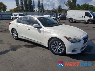 Czwarte zdjęcie samochodu z boku: 2016 INFINITI Q50 3.0T PREMIUM VIN:JN1EV7AP8GM303786 - miniatura