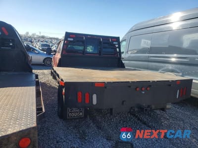 Drugie zdjęcie samochodu z przodu: 2001 FORD F350 SUPER DUTY FLATBED TRUCK VIN:1FTWW32F61EB24466 - miniatura