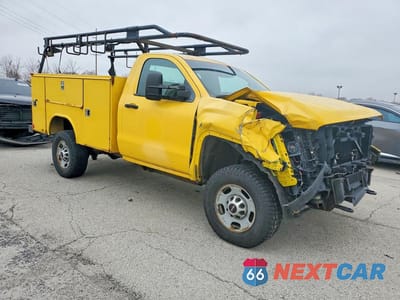 Czwarte zdjęcie samochodu z boku: 2015 GMC SIERRA C2500 HEAVY DUTY VIN:1GD01XEG5FZ121733 - miniatura