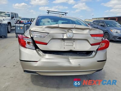 Zdjęcie 6 z 12 samochodu: 2019 HONDA ACCORD LX VIN:1HGCV1F16KA136104 - miniatura
