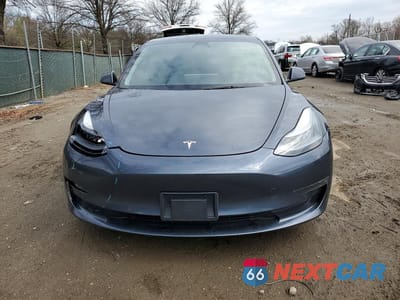 Piąte zdjęcie samochodu w środku: 2022 TESLA MODEL 3 VIN:5YJ3E1EB1NF173324 - miniatura