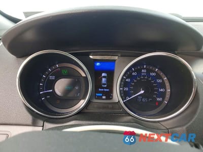 Zdjęcie 9 z 11 samochodu: 2012 HYUNDAI SONATA HYBRID BASE VIN:KMHEC4A40CA032690 - miniatura