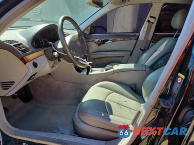 Zdjęcie 7 z 11 samochodu: 2003 MERCEDES-BENZ E 500 VIN:WDBUF70J23A199258 - miniatura