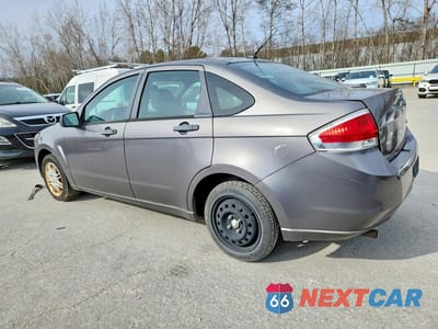 Drugie zdjęcie samochodu z przodu: 2010 FORD FOCUS SE VIN:1FAHP3FN7AW223644 - miniatura