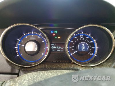 Zdjęcie 9 z 12 samochodu: 2011 HYUNDAI SONATA SE 2.0T VIN:5NPEC4ABXBH208963 - miniatura