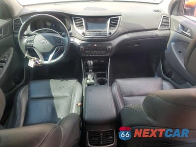 Zdjęcie 8 z 12 samochodu: 2016 HYUNDAI TUCSON LIMITED VIN:KM8J33A25GU184993 - miniatura