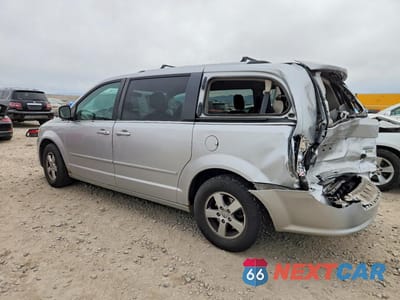 Drugie zdjęcie samochodu z przodu: 2011 DODGE GRAND CARAVAN CREW VIN:2D4RN5DG1BR660329 - miniatura